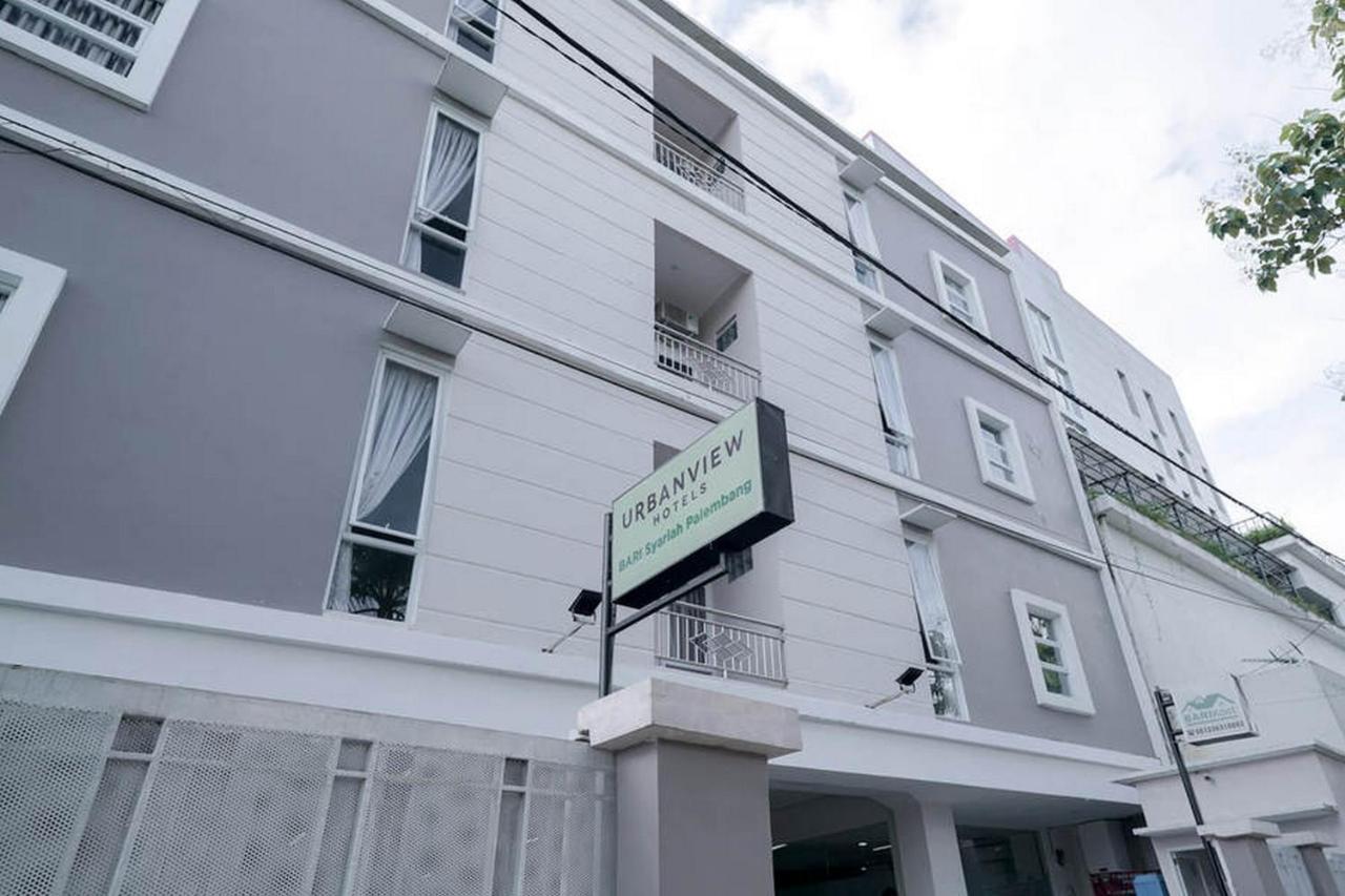 Urbanview Hotel Bari Syariah Palembang Bagian luar foto